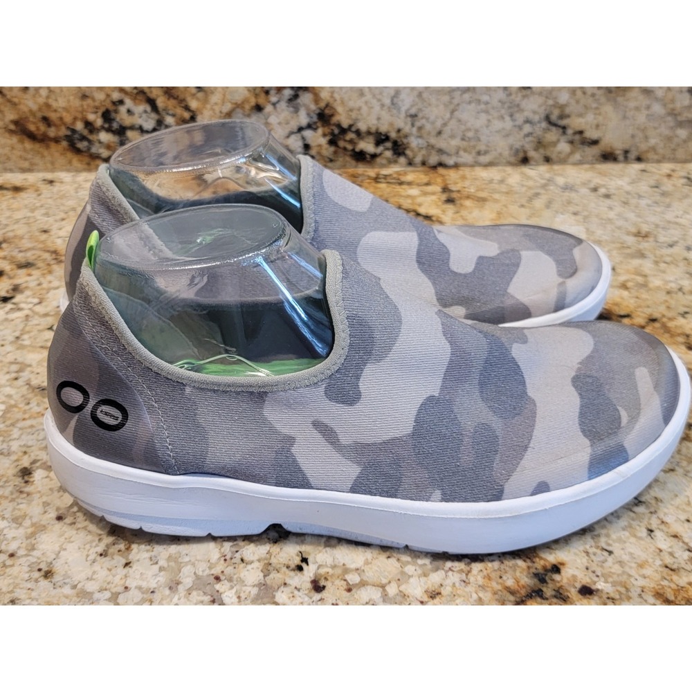 OOFOS Women's 10M Oomg Eezee Low Shoes Camo Walking Shoes - Picture 4 of 8